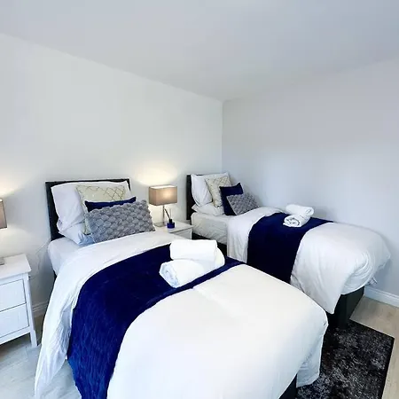 Lägenhet Boutique Townhouse - Sleeps Up To 8 - Perfect For Families & Groups! Bristol