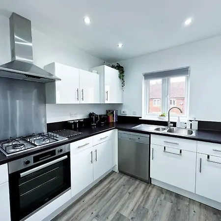 Boutique Townhouse - Sleeps Up To 8 - Perfect For Families & Groups! Lägenhet Bristol