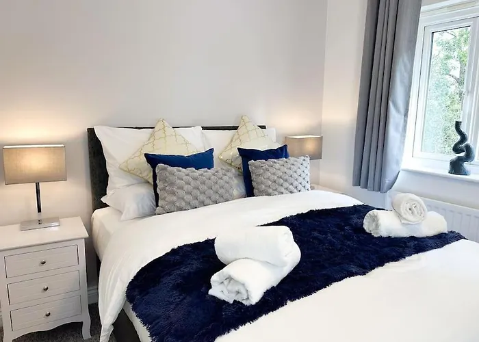 Boutique Townhouse - Sleeps Up To 8 - Perfect For Families & Groups! Bristol