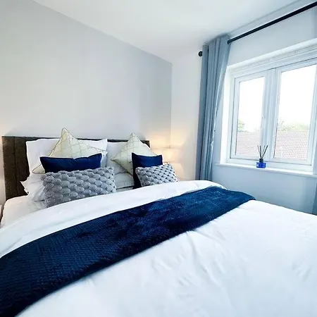 Boutique Townhouse - Sleeps Up To 8 - Perfect For Families & Groups! Lejlighed Bristol